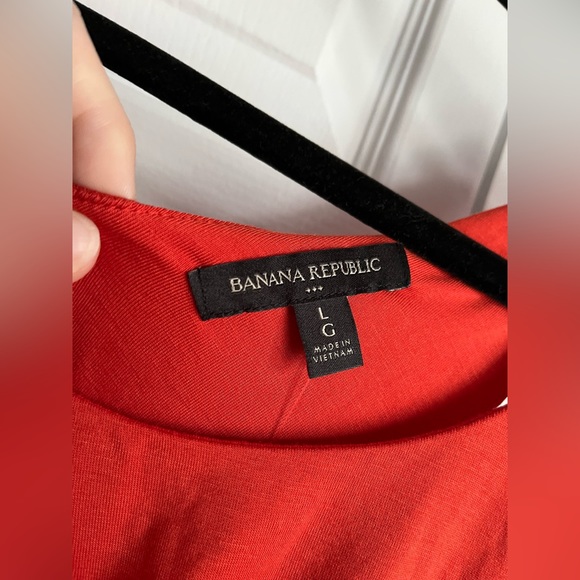 Banana Republic Twist-back tank top - Picture 4 of 4